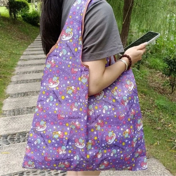 Boutique Handbags - Big A$$ Tote‼️ Purple Little Stars Tote, NWT